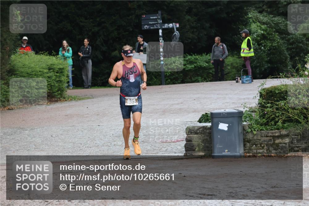 13.09.2026 - Stadtparktriathlon Emre Sener http://msf.ph/oto/10265661 13.09.2026 12:29:15 Laufen 885, 718, 885 meine-sportfotos.de