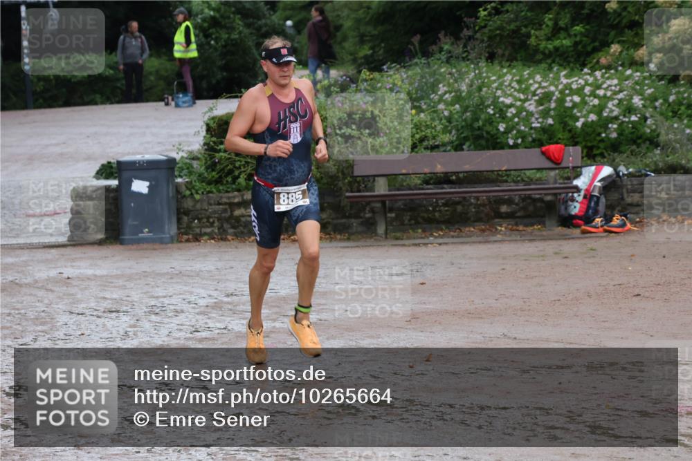 13.09.2026 - Stadtparktriathlon Emre Sener http://msf.ph/oto/10265664 13.09.2026 12:29:18 Laufen 885, 718, 885 meine-sportfotos.de