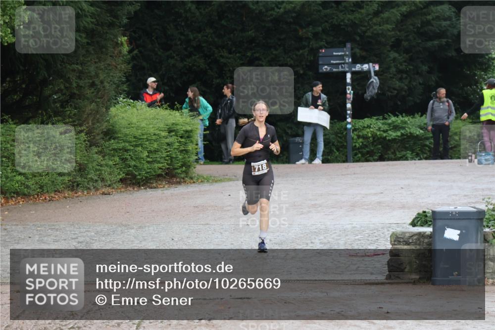 13.09.2026 - Stadtparktriathlon Emre Sener http://msf.ph/oto/10265669 13.09.2026 12:29:24 Laufen 1718, 718, 885, 892 meine-sportfotos.de