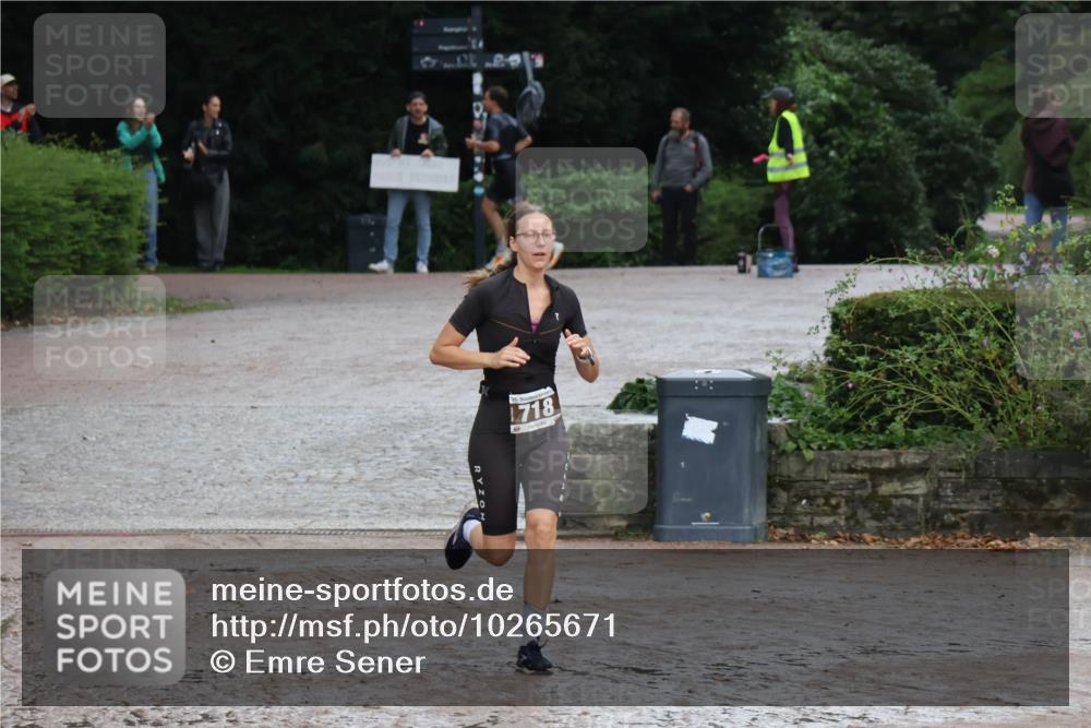 13.09.2026 - Stadtparktriathlon Emre Sener http://msf.ph/oto/10265671 13.09.2026 12:29:26 Laufen 5, 718, 718, 885, 892 meine-sportfotos.de