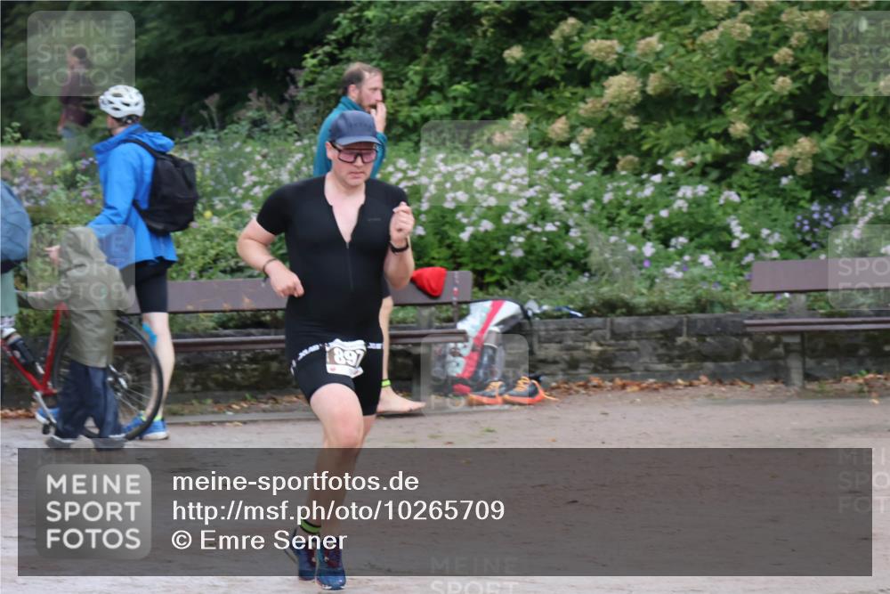 13.09.2026 - Stadtparktriathlon Emre Sener http://msf.ph/oto/10265709 13.09.2026 12:30:31 Laufen 824, 874, 897, 927 meine-sportfotos.de
