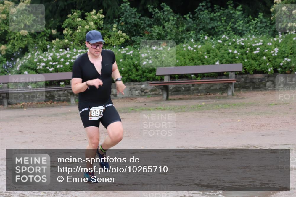 13.09.2026 - Stadtparktriathlon Emre Sener http://msf.ph/oto/10265710 13.09.2026 12:30:33 Laufen 897, 833, 874, 897, 927 meine-sportfotos.de