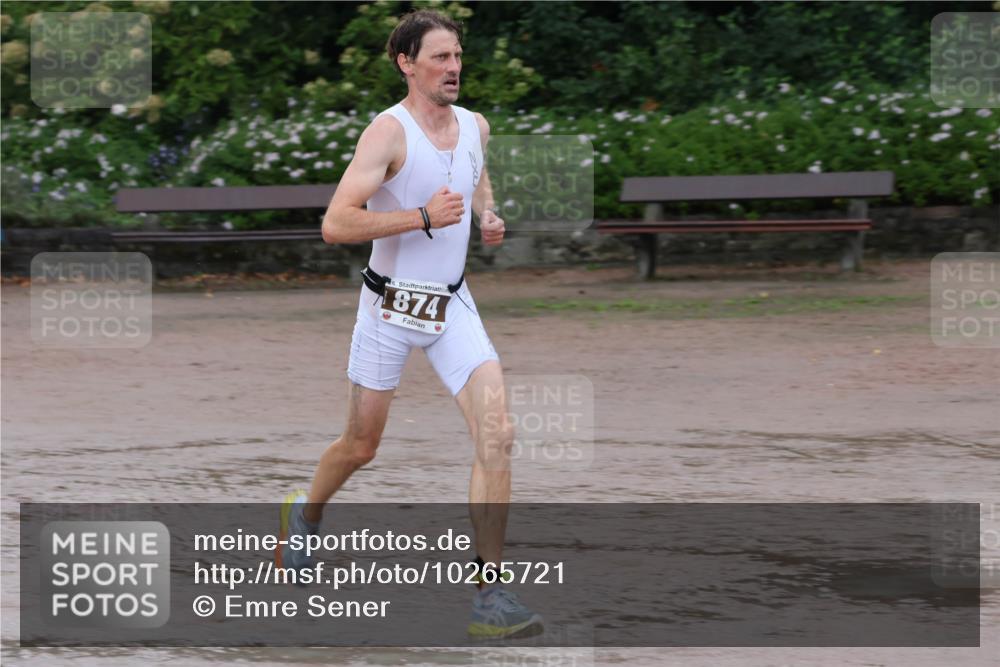 13.09.2026 - Stadtparktriathlon Emre Sener http://msf.ph/oto/10265721 13.09.2026 12:30:43 Laufen 1874, 771, 808, 833, 874, 927 meine-sportfotos.de