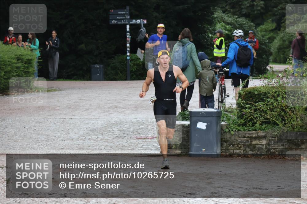 13.09.2026 - Stadtparktriathlon Emre Sener http://msf.ph/oto/10265725 13.09.2026 12:30:52 Laufen 739, 771, 808, 833, 927 meine-sportfotos.de