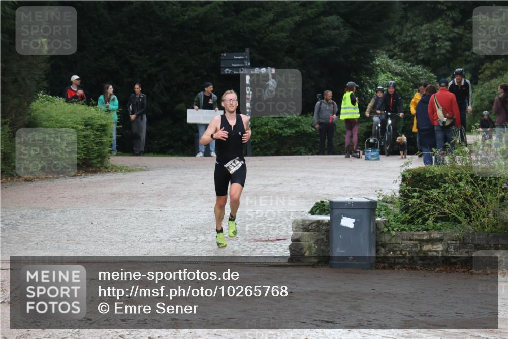 13.09.2026 - Stadtparktriathlon Emre Sener http://msf.ph/oto/10265768 13.09.2026 12:31:51 Laufen 914, 720, 914 meine-sportfotos.de