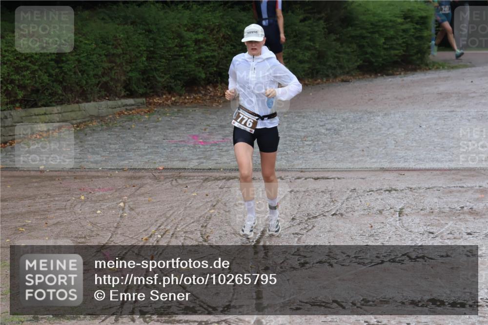 13.09.2026 - Stadtparktriathlon Emre Sener http://msf.ph/oto/10265795 13.09.2026 12:32:34 Laufen 776, 9, 713, 749, 776, 815, 817, 862, 879 meine-sportfotos.de