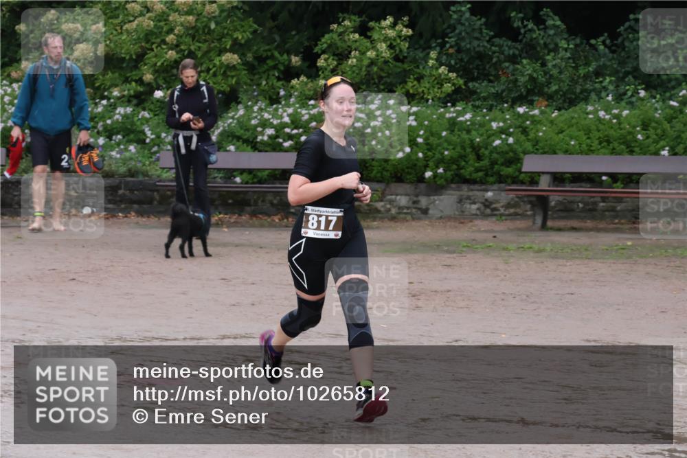 13.09.2026 - Stadtparktriathlon Emre Sener http://msf.ph/oto/10265812 13.09.2026 12:32:44 Laufen 201, 817, 749, 776, 817, 862, 879 meine-sportfotos.de