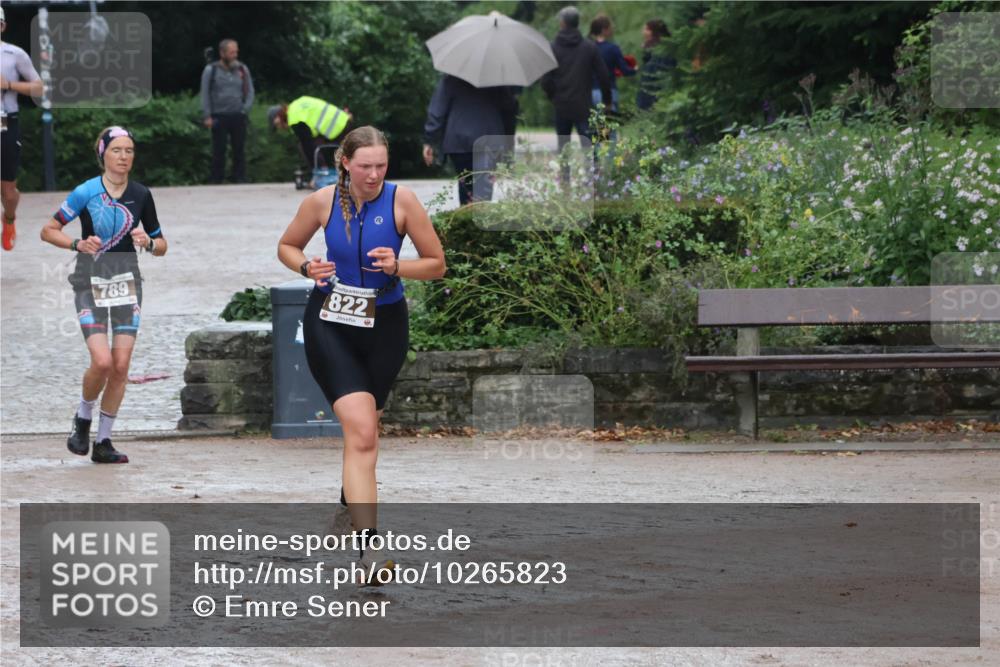 13.09.2026 - Stadtparktriathlon Emre Sener http://msf.ph/oto/10265823 13.09.2026 12:34:06 Laufen 789, 822, 787, 789, 822, 904, 924 meine-sportfotos.de