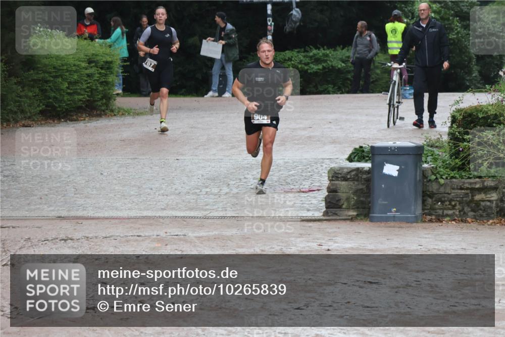 13.09.2026 - Stadtparktriathlon Emre Sener http://msf.ph/oto/10265839 13.09.2026 12:34:21 Laufen 787, 904, 787, 789, 822, 904 meine-sportfotos.de