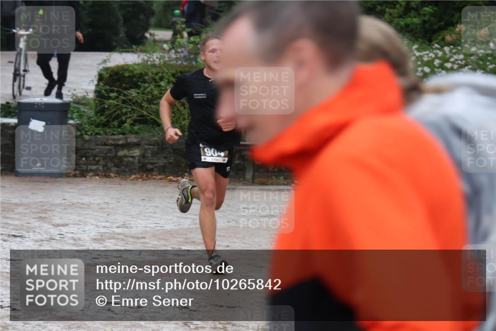 13.09.2026 - Stadtparktriathlon Emre Sener http://msf.ph/oto/10265842 13.09.2026 12:34:24 Laufen 904, 787, 904 meine-sportfotos.de