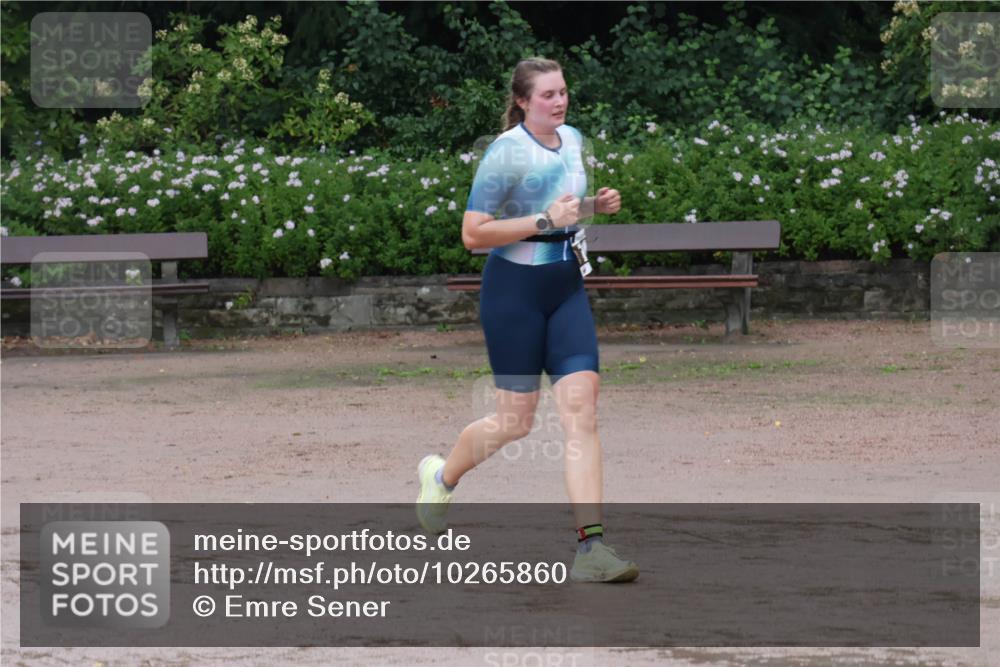 13.09.2026 - Stadtparktriathlon Emre Sener http://msf.ph/oto/10265860 13.09.2026 12:34:48 Laufen 745, 779, 937 meine-sportfotos.de