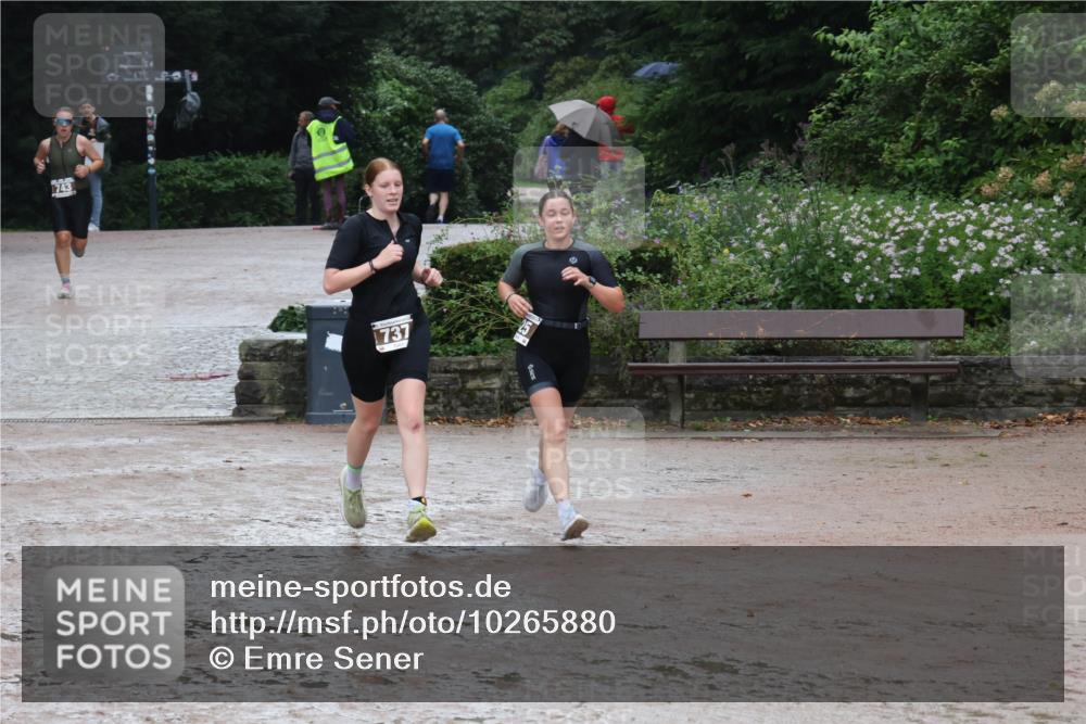 13.09.2026 - Stadtparktriathlon Emre Sener http://msf.ph/oto/10265880 13.09.2026 12:35:11 Laufen 743, 0, 1737, 737, 743, 779, 796, 825, 937 meine-sportfotos.de