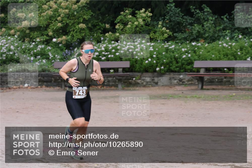 13.09.2026 - Stadtparktriathlon Emre Sener http://msf.ph/oto/10265890 13.09.2026 12:35:19 Laufen 25, 743, 733, 737, 743, 765, 796, 825, 894, 963 meine-sportfotos.de