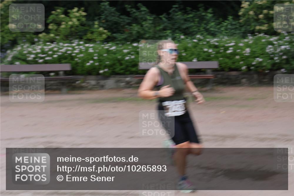 13.09.2026 - Stadtparktriathlon Emre Sener http://msf.ph/oto/10265893 13.09.2026 12:35:20 Laufen 733, 737, 743, 765, 796, 825, 847, 864, 894, 963 meine-sportfotos.de