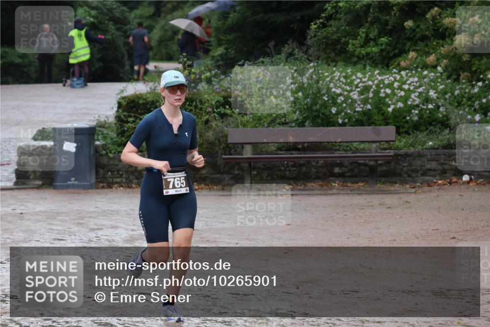 13.09.2026 - Stadtparktriathlon Emre Sener http://msf.ph/oto/10265901 13.09.2026 12:35:35 Laufen 1765, 716, 733, 765, 847, 864, 894, 963 meine-sportfotos.de