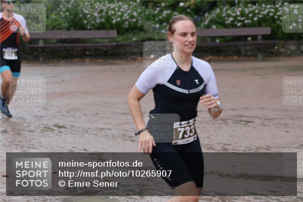 13.09.2026 - Stadtparktriathlon Emre Sener http://msf.ph/oto/10265907 13.09.2026 12:35:39 Laufen 1733, 716, 733, 765, 847, 864, 894, 963 meine-sportfotos.de