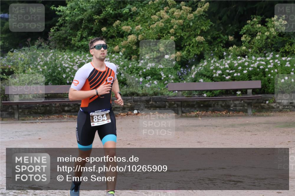 13.09.2026 - Stadtparktriathlon Emre Sener http://msf.ph/oto/10265909 13.09.2026 12:35:40 Laufen 5, 894, 716, 733, 765, 847, 864, 894, 963 meine-sportfotos.de