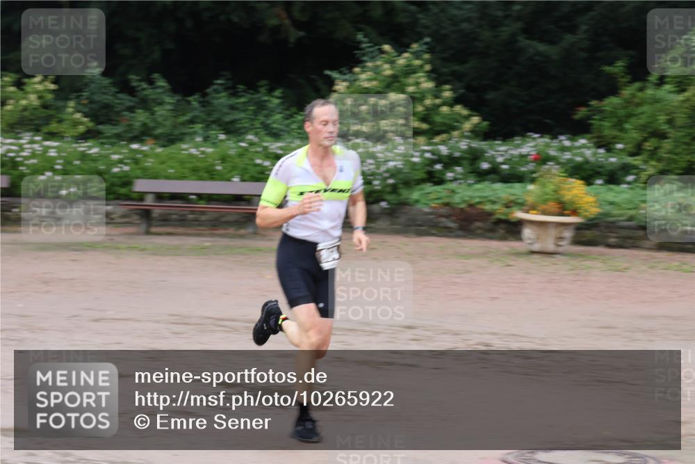 13.09.2026 - Stadtparktriathlon Emre Sener http://msf.ph/oto/10265922 13.09.2026 12:35:46 Laufen 716, 733, 765, 847, 859, 864, 894, 963 meine-sportfotos.de