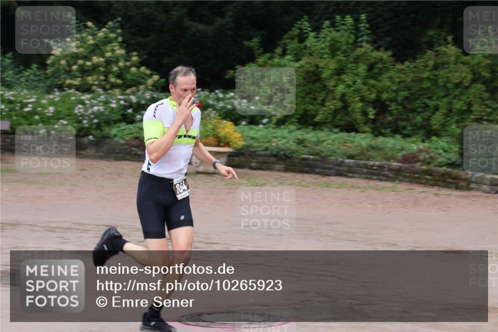 13.09.2026 - Stadtparktriathlon Emre Sener http://msf.ph/oto/10265923 13.09.2026 12:35:46 Laufen 864, 716, 733, 765, 847, 859, 864, 894, 963 meine-sportfotos.de