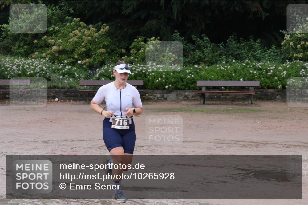 13.09.2026 - Stadtparktriathlon Emre Sener http://msf.ph/oto/10265928 13.09.2026 12:35:49 Laufen 716, 716, 733, 765, 847, 859, 864, 877, 894, 963 meine-sportfotos.de