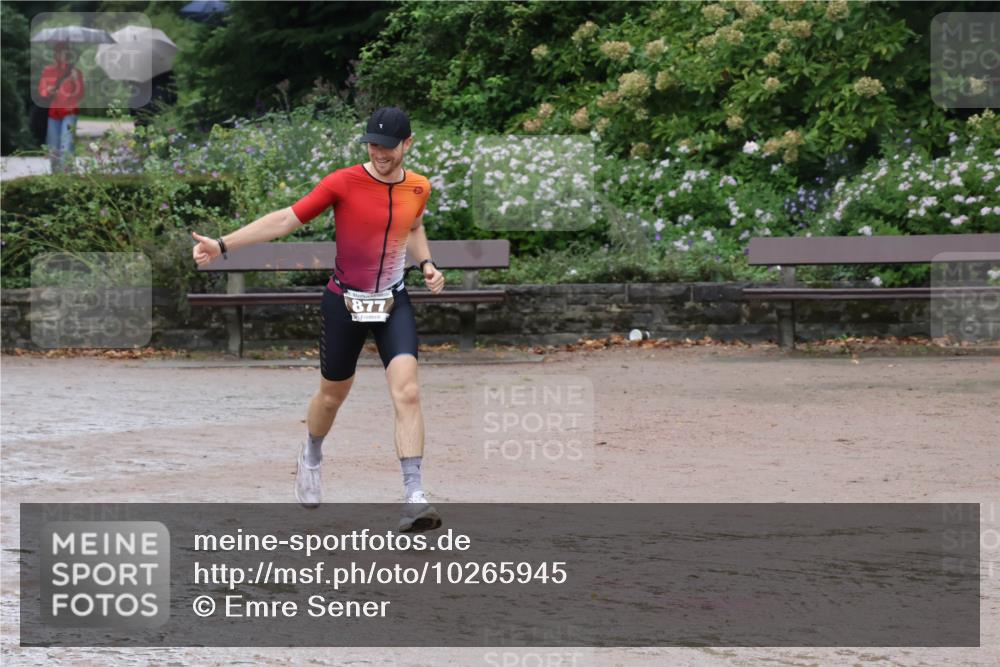 13.09.2026 - Stadtparktriathlon Emre Sener http://msf.ph/oto/10265945 13.09.2026 12:36:12 Laufen 877, 712, 859, 877 meine-sportfotos.de