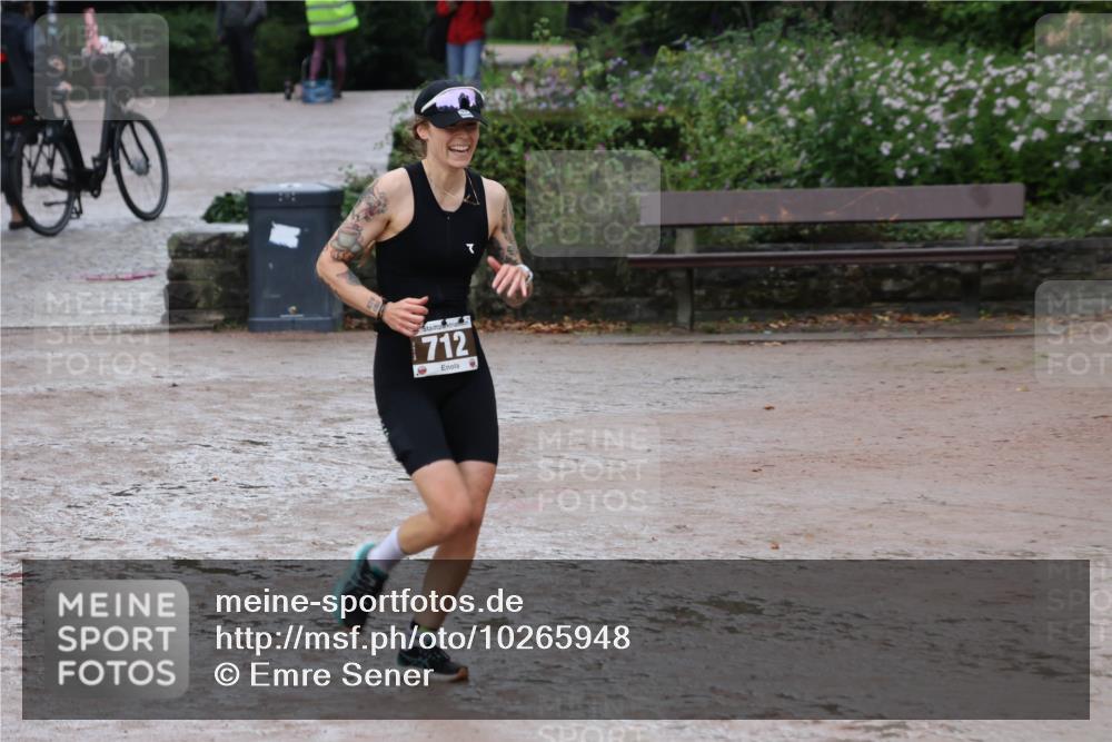 13.09.2026 - Stadtparktriathlon Emre Sener http://msf.ph/oto/10265948 13.09.2026 12:36:13 Laufen 1712, 712, 859, 877 meine-sportfotos.de