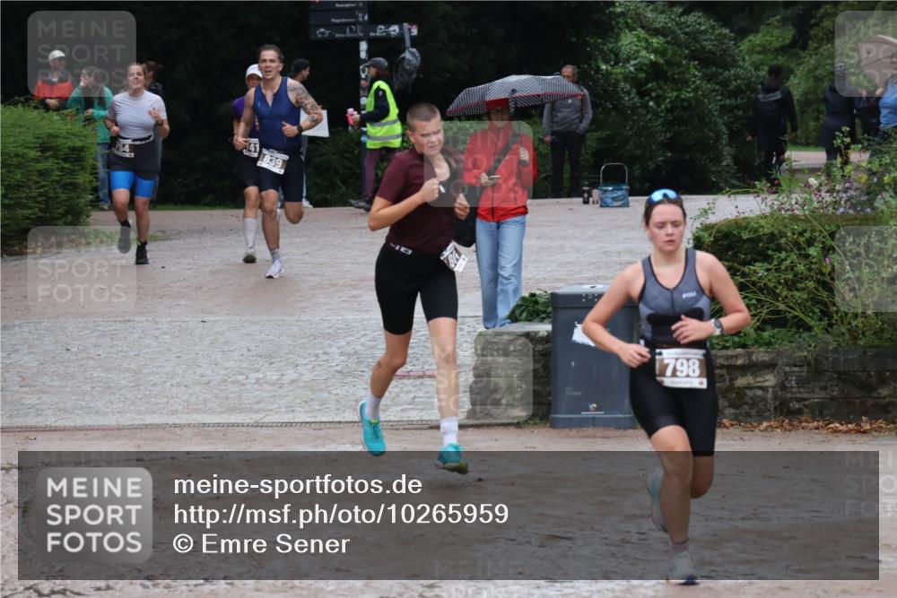 13.09.2026 - Stadtparktriathlon Emre Sener http://msf.ph/oto/10265959 13.09.2026 12:36:38 Laufen 839, 798, 741, 754, 798, 802, 804, 839 meine-sportfotos.de