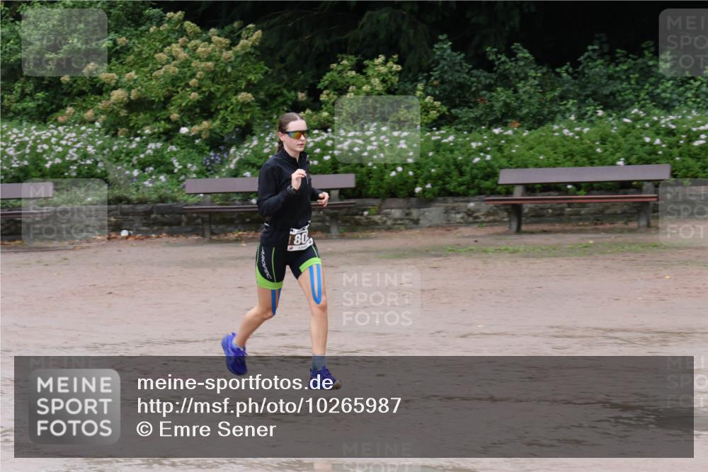 13.09.2026 - Stadtparktriathlon Emre Sener http://msf.ph/oto/10265987 13.09.2026 12:37:00 Laufen 08, 802, 917 meine-sportfotos.de