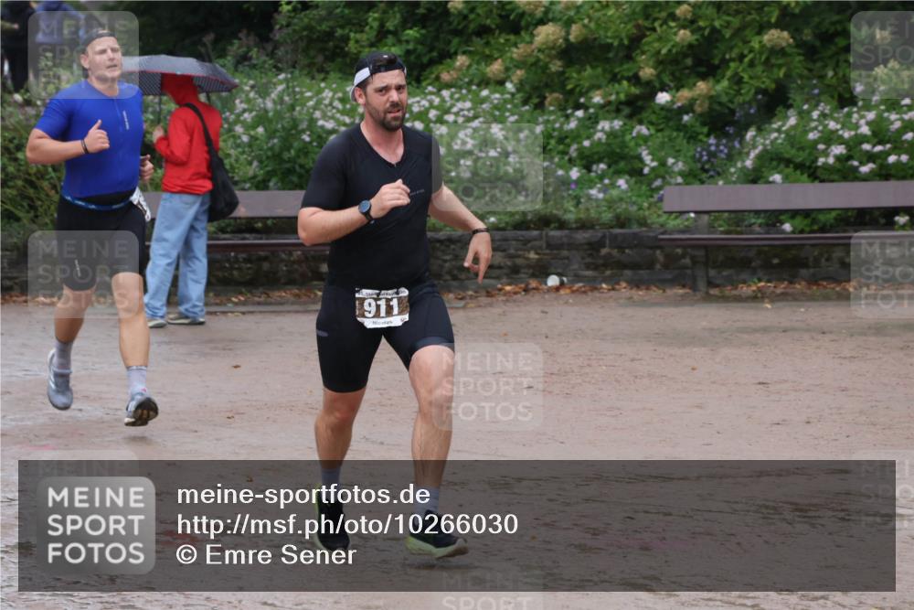 13.09.2026 - Stadtparktriathlon Emre Sener http://msf.ph/oto/10266030 13.09.2026 12:37:59 Laufen 2, 911, 788, 853, 870, 911 meine-sportfotos.de