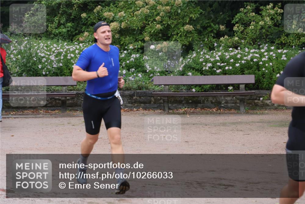 13.09.2026 - Stadtparktriathlon Emre Sener http://msf.ph/oto/10266033 13.09.2026 12:38:00 Laufen 788, 853, 870, 907, 911 meine-sportfotos.de
