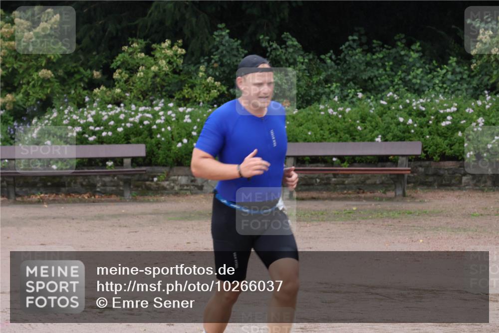 13.09.2026 - Stadtparktriathlon Emre Sener http://msf.ph/oto/10266037 13.09.2026 12:38:02 Laufen 788, 853, 907, 911 meine-sportfotos.de