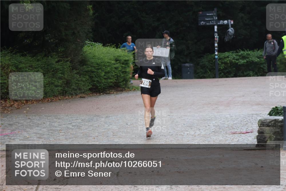 13.09.2026 - Stadtparktriathlon Emre Sener http://msf.ph/oto/10266051 13.09.2026 12:38:31 Laufen 1786, 731, 757, 786, 907 meine-sportfotos.de