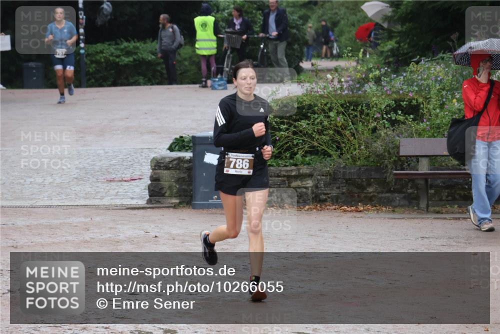 13.09.2026 - Stadtparktriathlon Emre Sener http://msf.ph/oto/10266055 13.09.2026 12:38:34 Laufen 757, 786, 731, 757, 786 meine-sportfotos.de