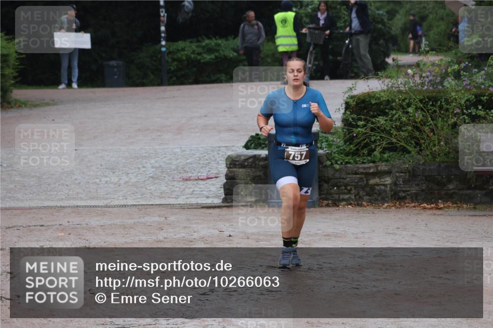13.09.2026 - Stadtparktriathlon Emre Sener http://msf.ph/oto/10266063 13.09.2026 12:38:44 Laufen 757, 757, 786 meine-sportfotos.de