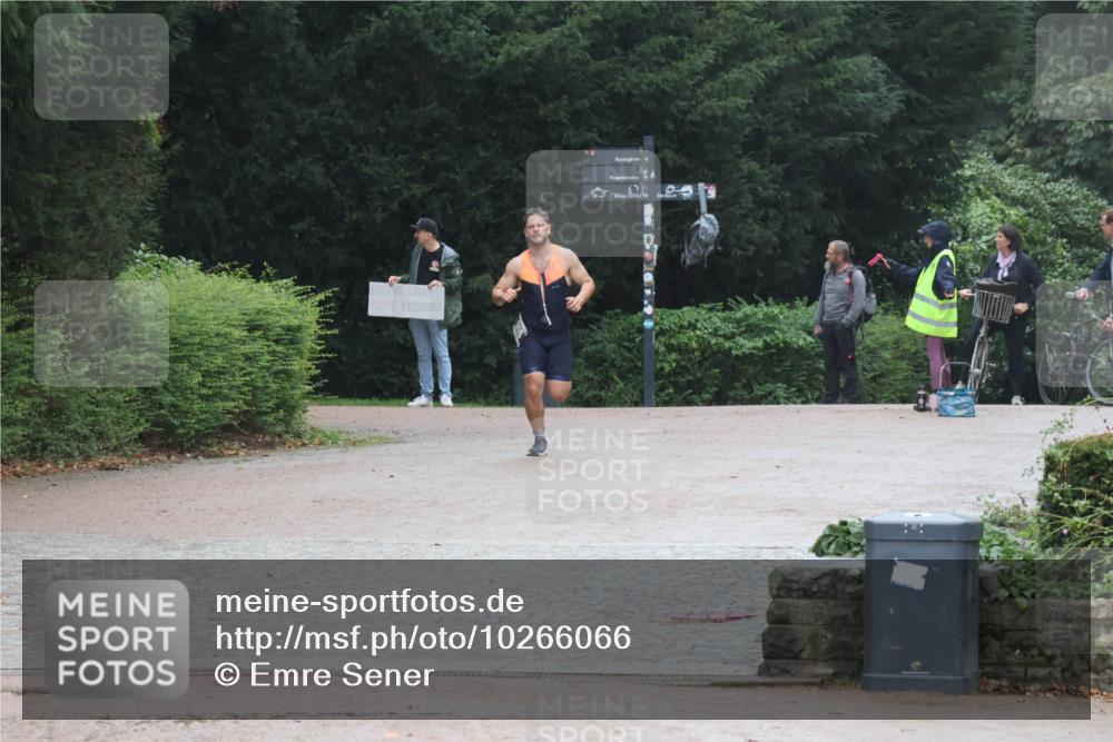 13.09.2026 - Stadtparktriathlon Emre Sener http://msf.ph/oto/10266066 13.09.2026 12:39:04 Laufen 740, 906 meine-sportfotos.de