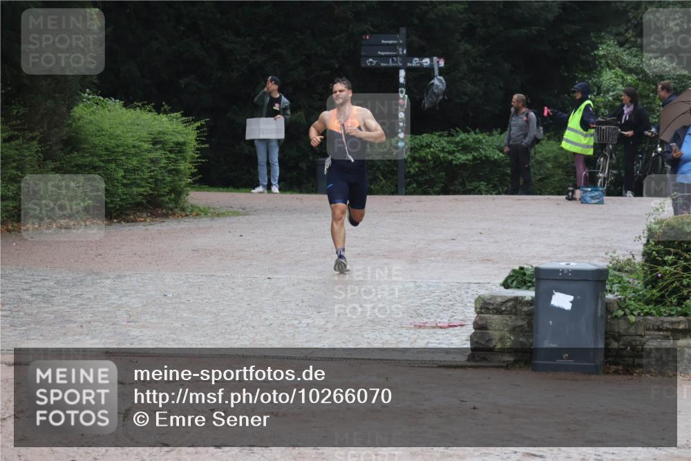 13.09.2026 - Stadtparktriathlon Emre Sener http://msf.ph/oto/10266070 13.09.2026 12:39:06 Laufen 740, 906 meine-sportfotos.de