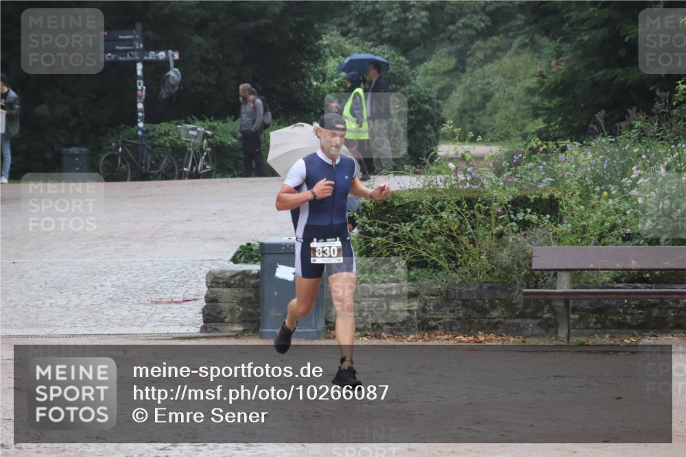 13.09.2026 - Stadtparktriathlon Emre Sener http://msf.ph/oto/10266087 13.09.2026 12:39:33 Laufen 830, 740, 759, 830 meine-sportfotos.de