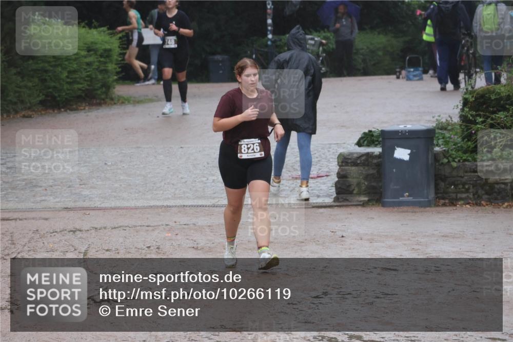 13.09.2026 - Stadtparktriathlon Emre Sener http://msf.ph/oto/10266119 13.09.2026 12:40:36 Laufen 748, 826, 748, 826, 829, 903, 918, 925 meine-sportfotos.de