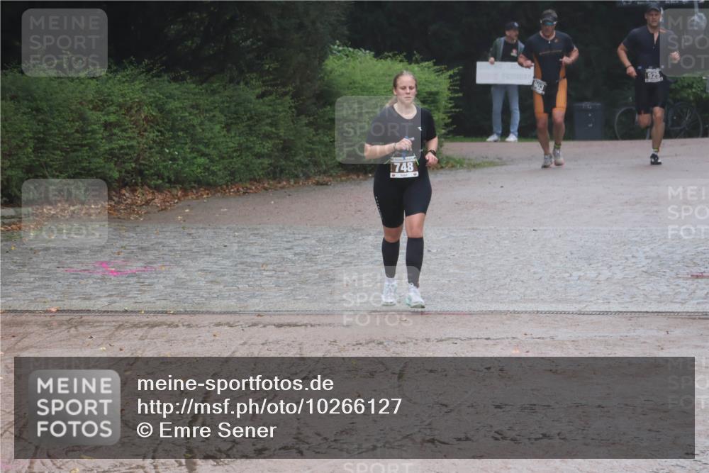 13.09.2026 - Stadtparktriathlon Emre Sener http://msf.ph/oto/10266127 13.09.2026 12:40:41 Laufen 748, 903, 1925, 748, 826, 829, 903, 925 meine-sportfotos.de