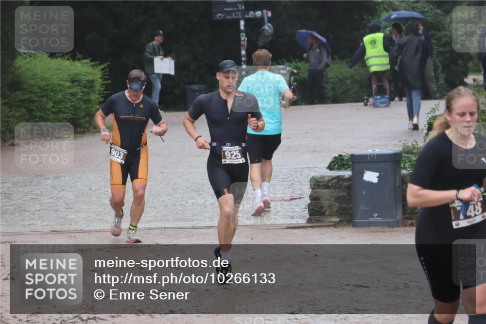 13.09.2026 - Stadtparktriathlon Emre Sener http://msf.ph/oto/10266133 13.09.2026 12:40:47 Laufen 903, 3, 925, 48, 748, 826, 903, 925, 945 meine-sportfotos.de