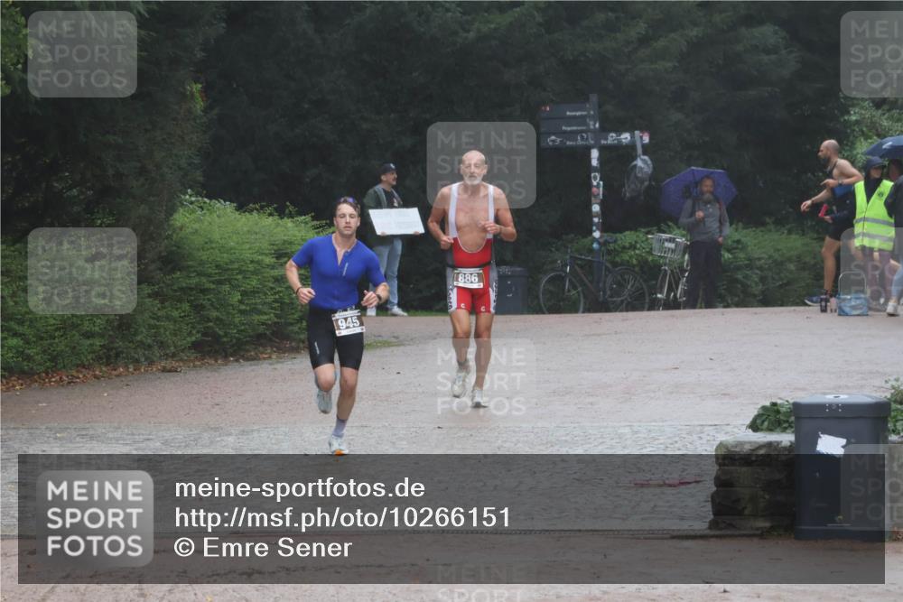13.09.2026 - Stadtparktriathlon Emre Sener http://msf.ph/oto/10266151 13.09.2026 12:41:06 Laufen 1945, 1886, 886, 945 meine-sportfotos.de