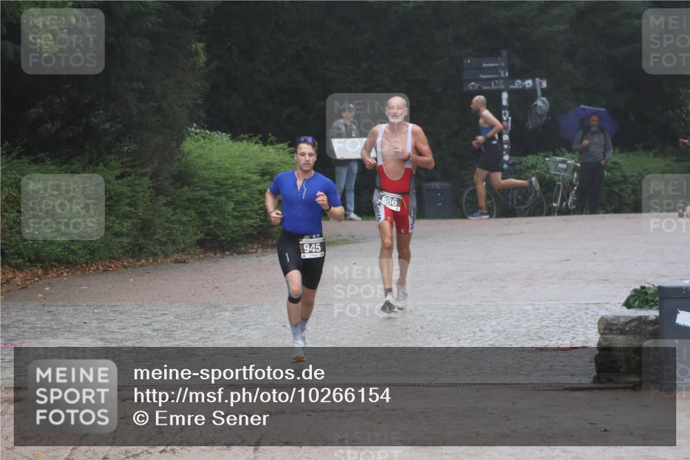13.09.2026 - Stadtparktriathlon Emre Sener http://msf.ph/oto/10266154 13.09.2026 12:41:07 Laufen 945, 886, 886, 945 meine-sportfotos.de