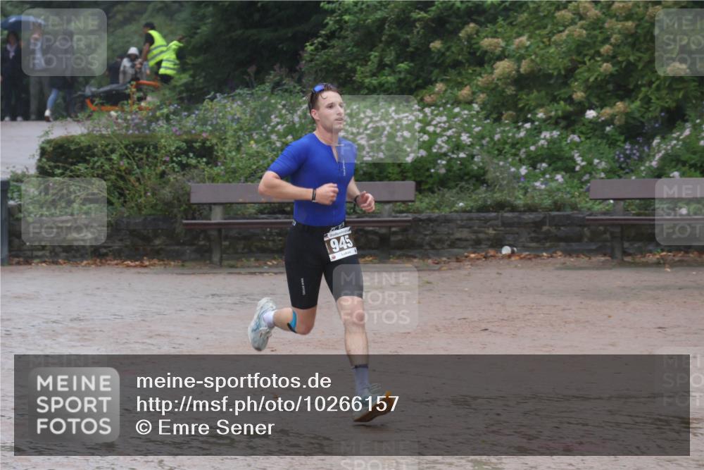 13.09.2026 - Stadtparktriathlon Emre Sener http://msf.ph/oto/10266157 13.09.2026 12:41:10 Laufen 945, 886, 945 meine-sportfotos.de