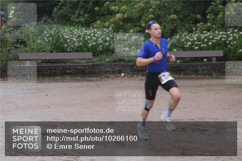 13.09.2026 - Stadtparktriathlon Emre Sener http://msf.ph/oto/10266160 13.09.2026 12:41:11 Laufen 758, 886, 945 meine-sportfotos.de