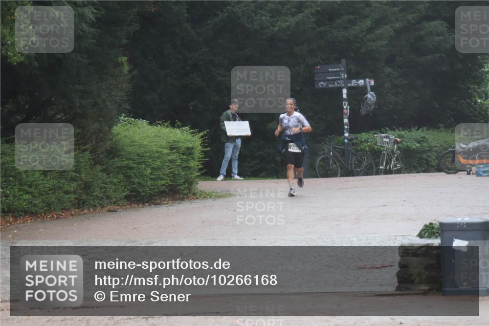13.09.2026 - Stadtparktriathlon Emre Sener http://msf.ph/oto/10266168 13.09.2026 12:41:18 Laufen 1756, 758, 886, 945, 1021 meine-sportfotos.de