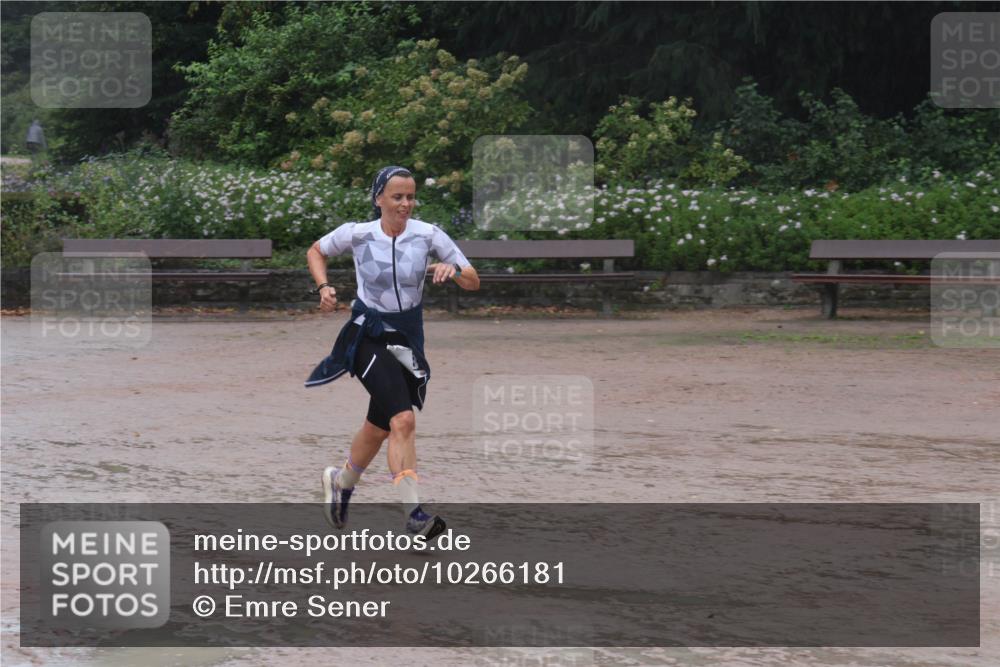 13.09.2026 - Stadtparktriathlon Emre Sener http://msf.ph/oto/10266181 13.09.2026 12:41:30 Laufen 758, 1021 meine-sportfotos.de