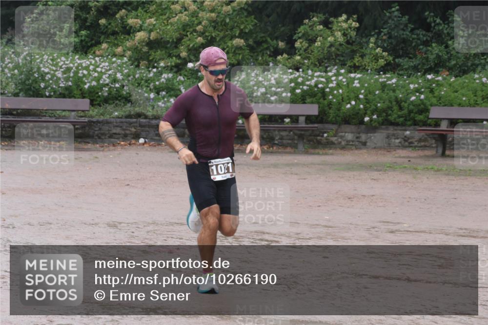 13.09.2026 - Stadtparktriathlon Emre Sener http://msf.ph/oto/10266190 13.09.2026 12:41:43 Laufen 1021, 758, 807, 866, 1021 meine-sportfotos.de