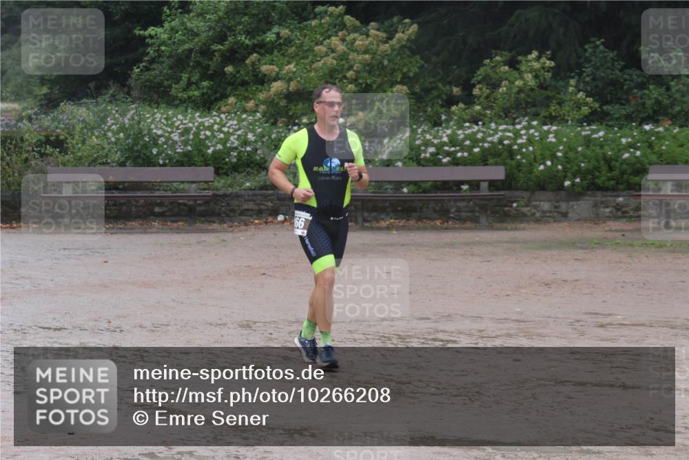 13.09.2026 - Stadtparktriathlon Emre Sener http://msf.ph/oto/10266208 13.09.2026 12:42:03 Laufen 807, 866, 895 meine-sportfotos.de