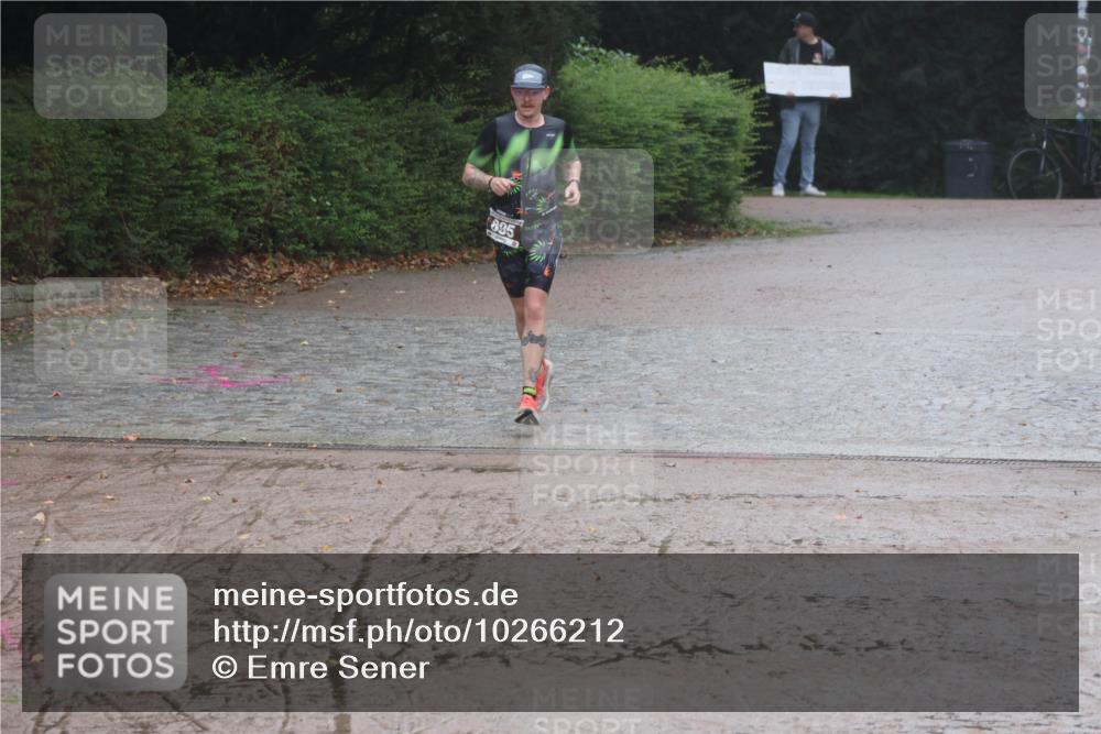13.09.2026 - Stadtparktriathlon Emre Sener http://msf.ph/oto/10266212 13.09.2026 12:42:13 Laufen 895, 807, 866, 882, 895, 948 meine-sportfotos.de