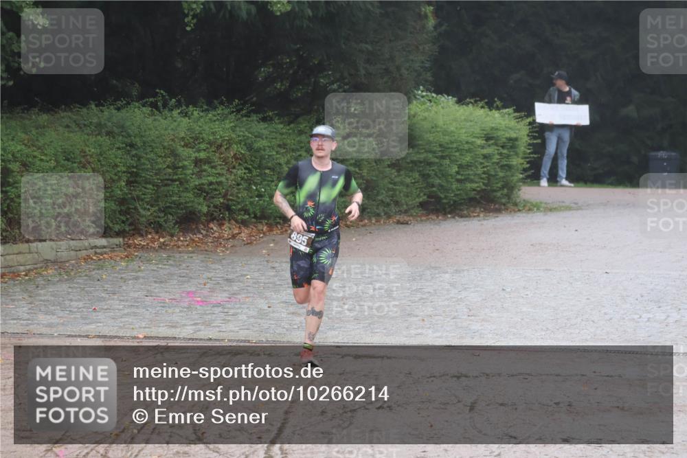 13.09.2026 - Stadtparktriathlon Emre Sener http://msf.ph/oto/10266214 13.09.2026 12:42:14 Laufen 895, 807, 866, 882, 895, 948 meine-sportfotos.de